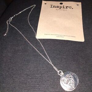 Inspire silver tone heart disc pendant necklace with inspirational message.